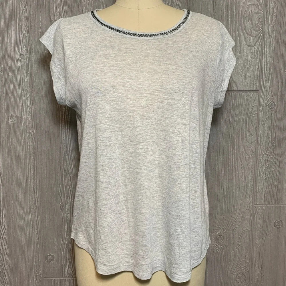Joie Grey Damani Chain Detail T Shirt M NWT - Picture 2 of 6